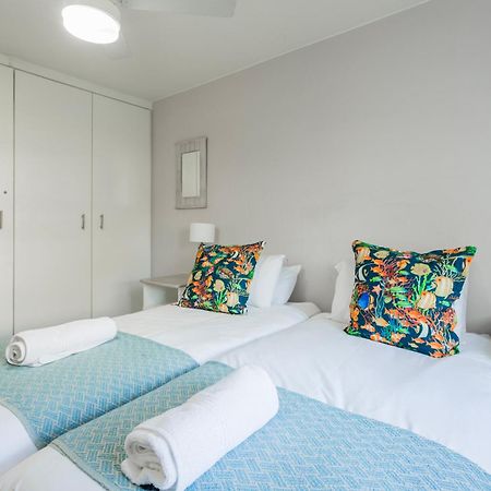 Ocean Pearl At Chakas Cove - Beachfront Apartment Ballito Exterior photo