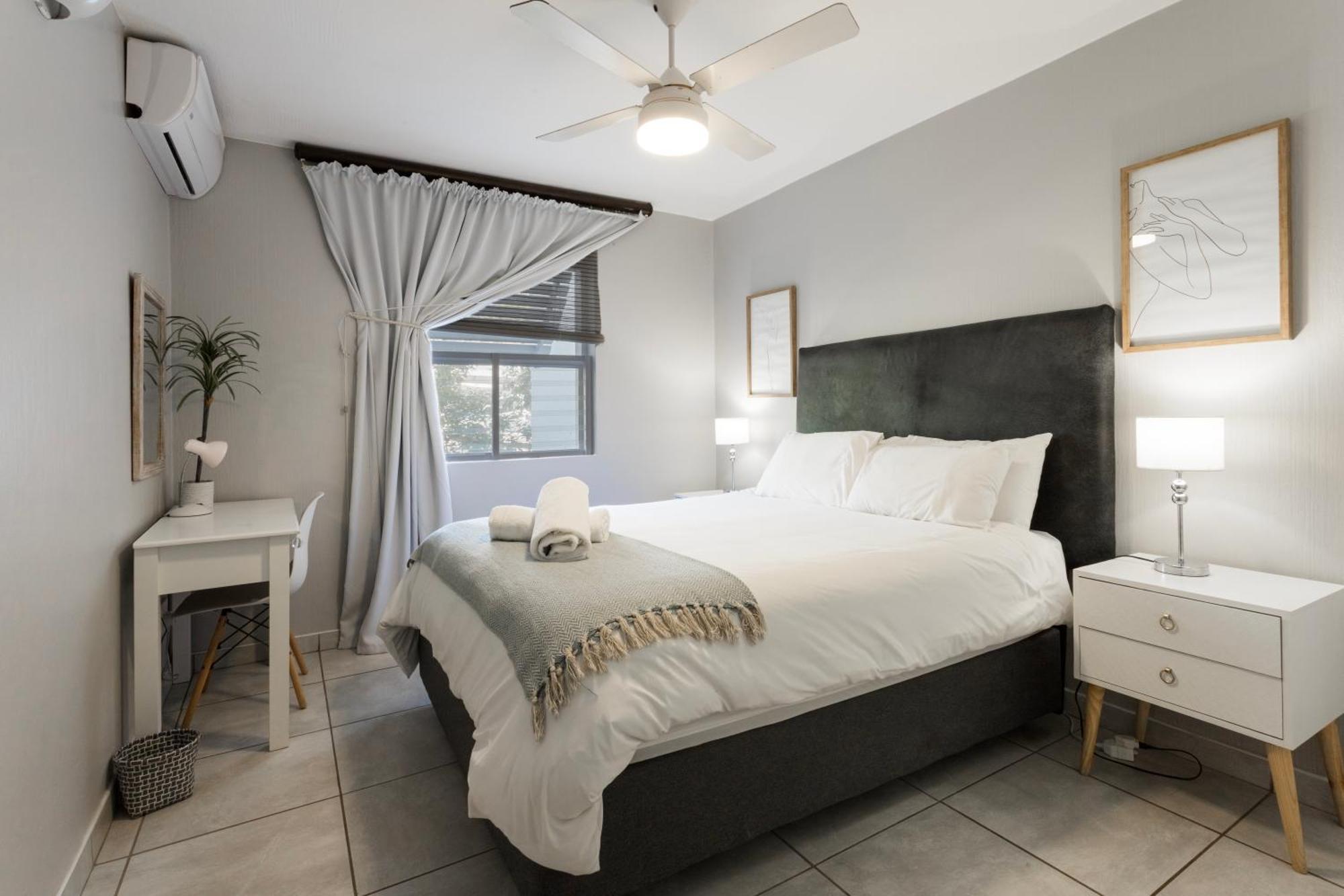 Ocean Pearl At Chakas Cove - Beachfront Apartment Ballito Exterior photo